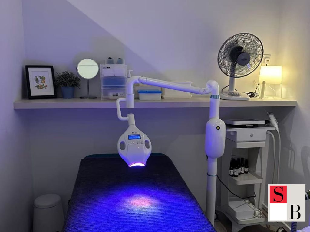 Professional Blue Light Therapy Solutions at Wellaholic