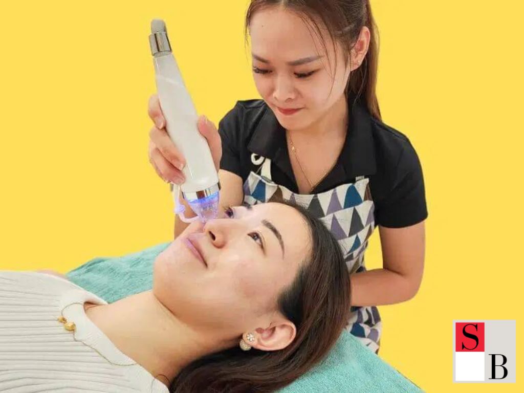 Wellaholic’s Gold RF Microneedling in Singapore