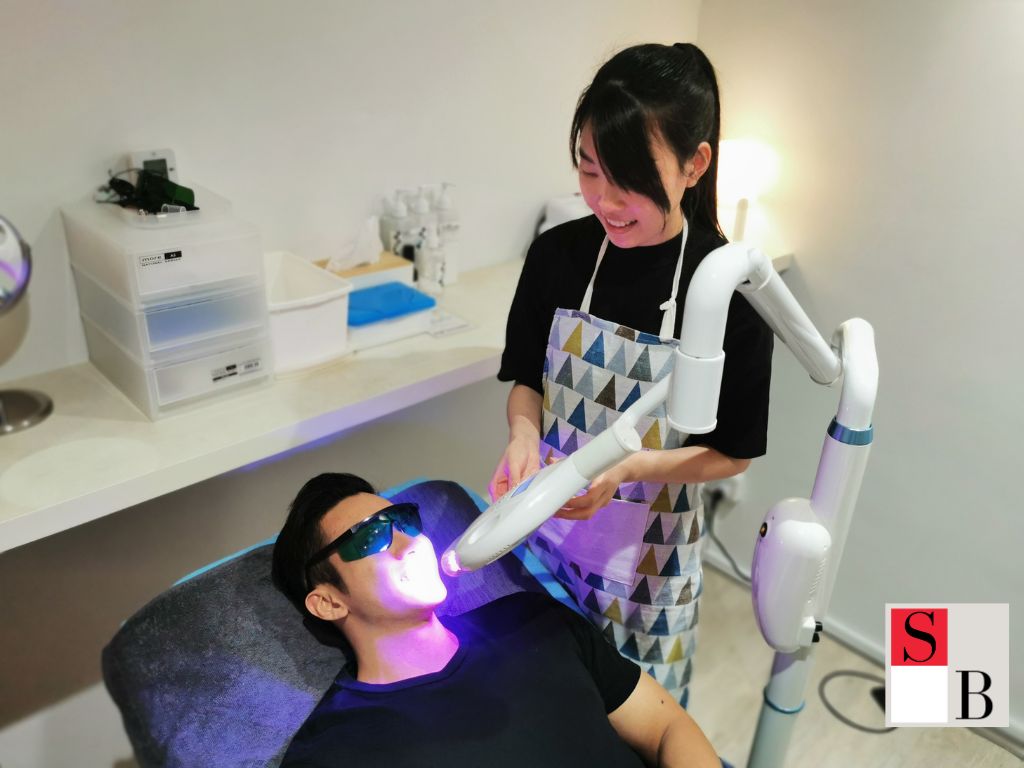 Achieve a Radiant Smile with Wellaholic’s LED Teeth Whitening in Singapore