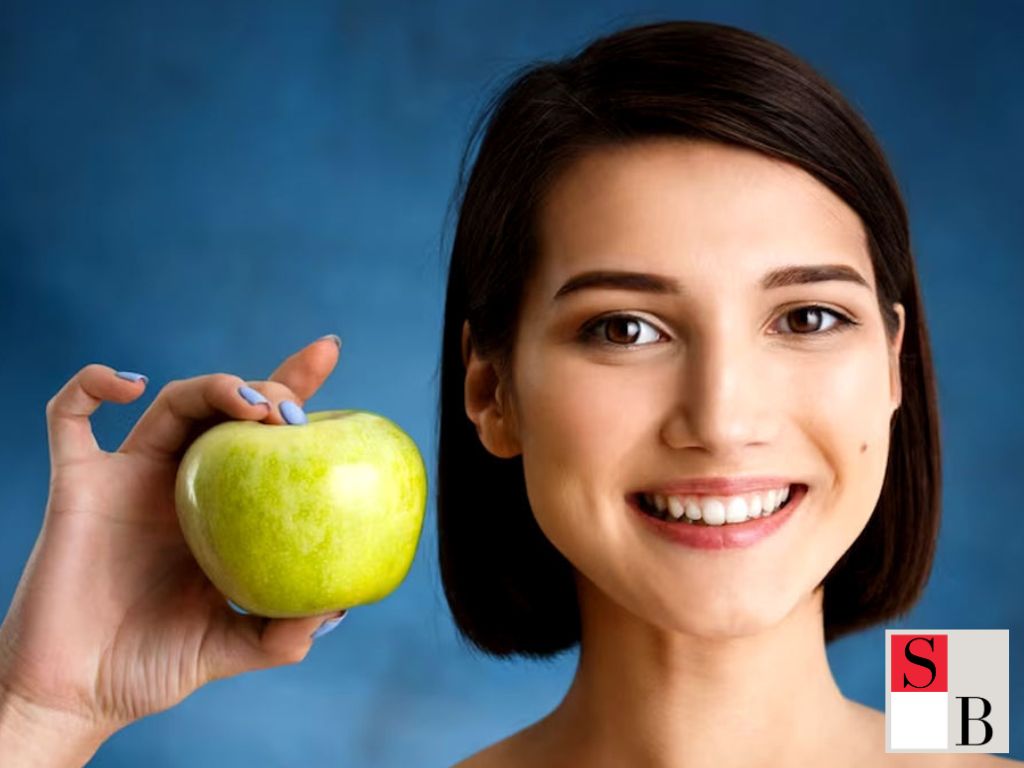 Why Singaporean Foods Can Help Naturally Whiten Your Teeth
