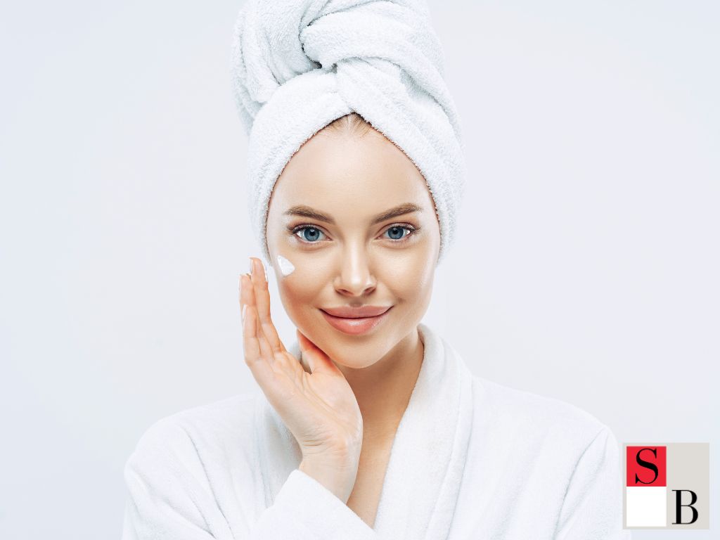 The Science Behind Anti-Aging in Singapore’s Humid Climate