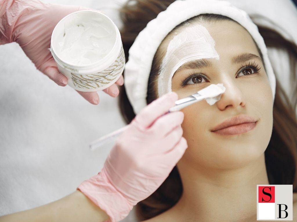 Key Benefits of Collagen Boosting Facials in Singapore