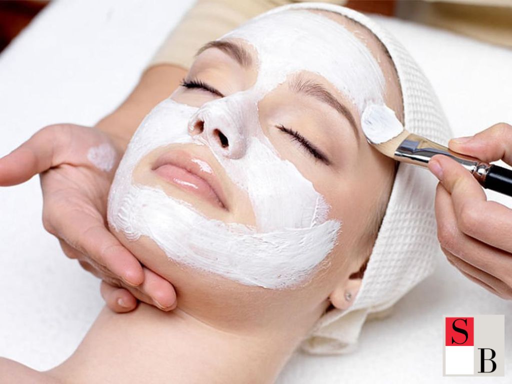 What Are Quick Lunch Break Facials in Singapore?