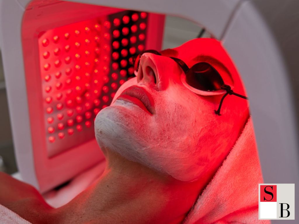 Experience Wellaholic’s Expert Elight Facial Treatments in Singapore