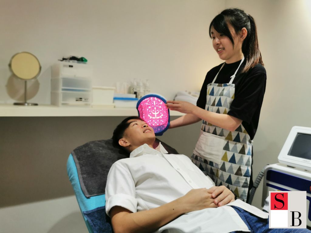Professional LLLT Hair Regrowth Solutions in Singapore
